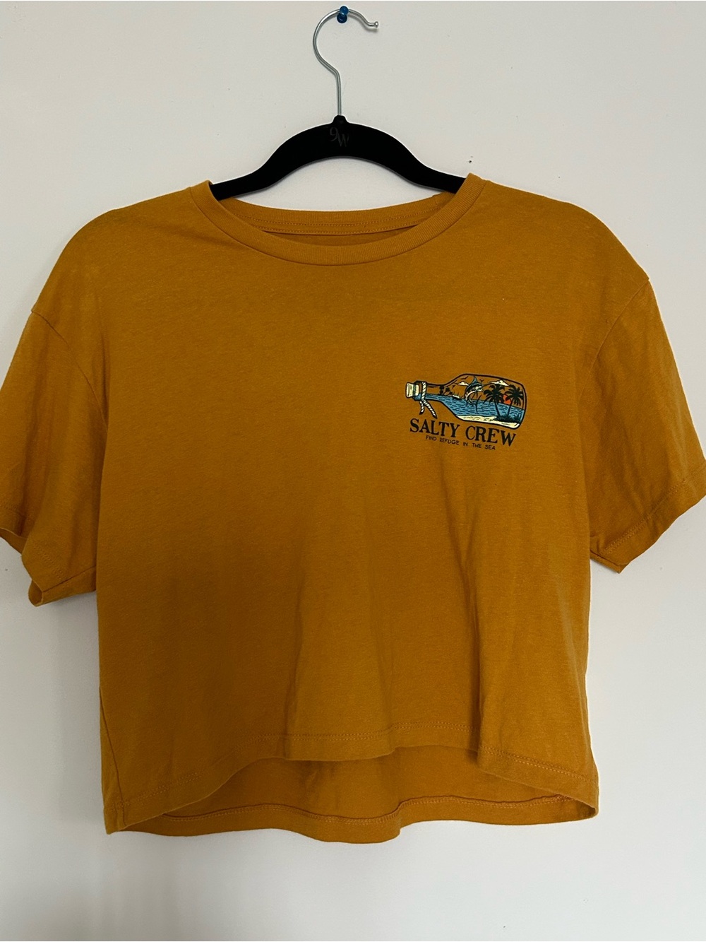 Salty crew cropped t-shirt